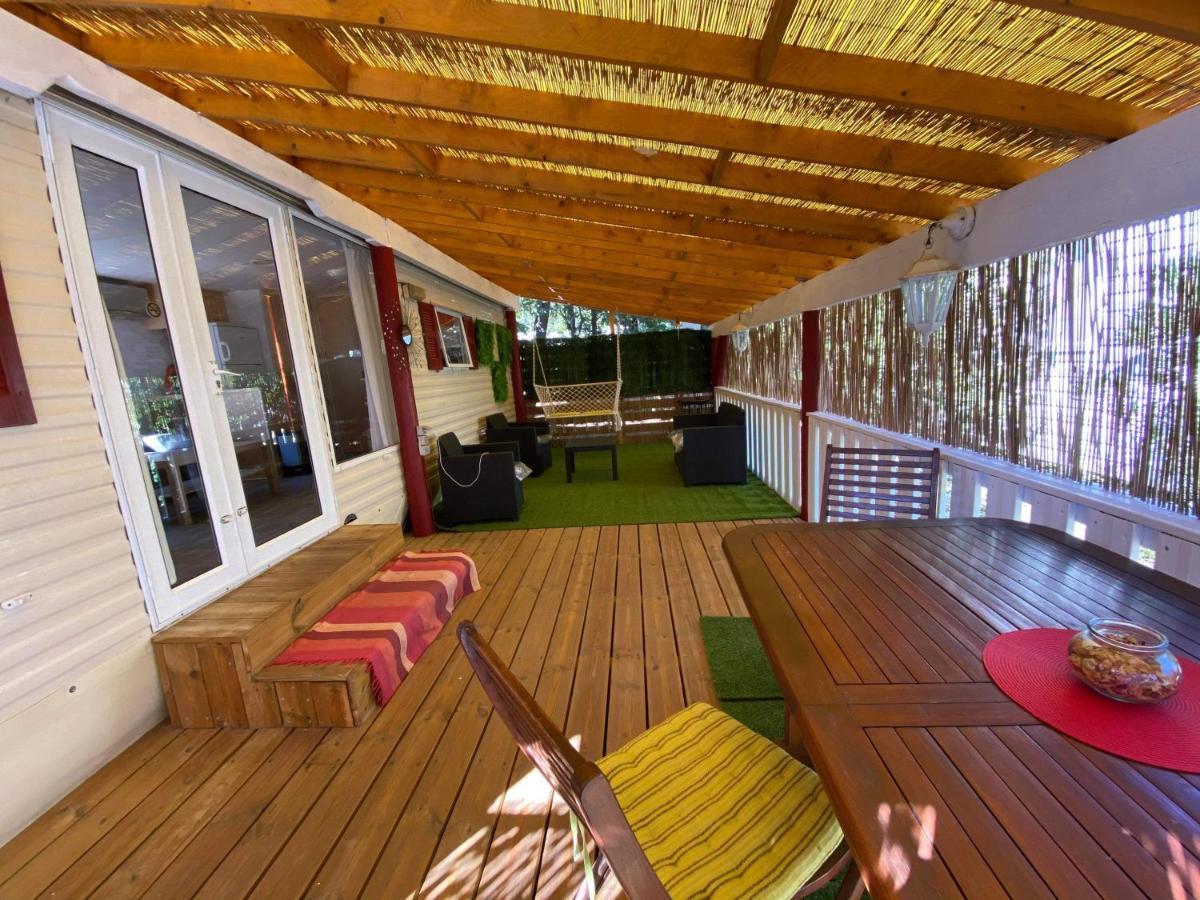 Mobil Home Au Camping Sellig Le Muy Dış mekan fotoğraf