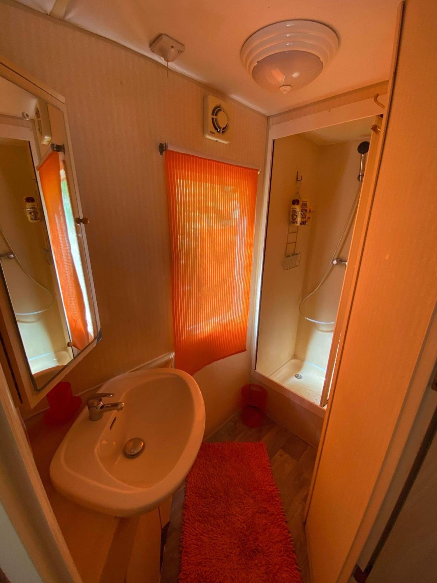 Mobil Home Au Camping Sellig Le Muy Dış mekan fotoğraf